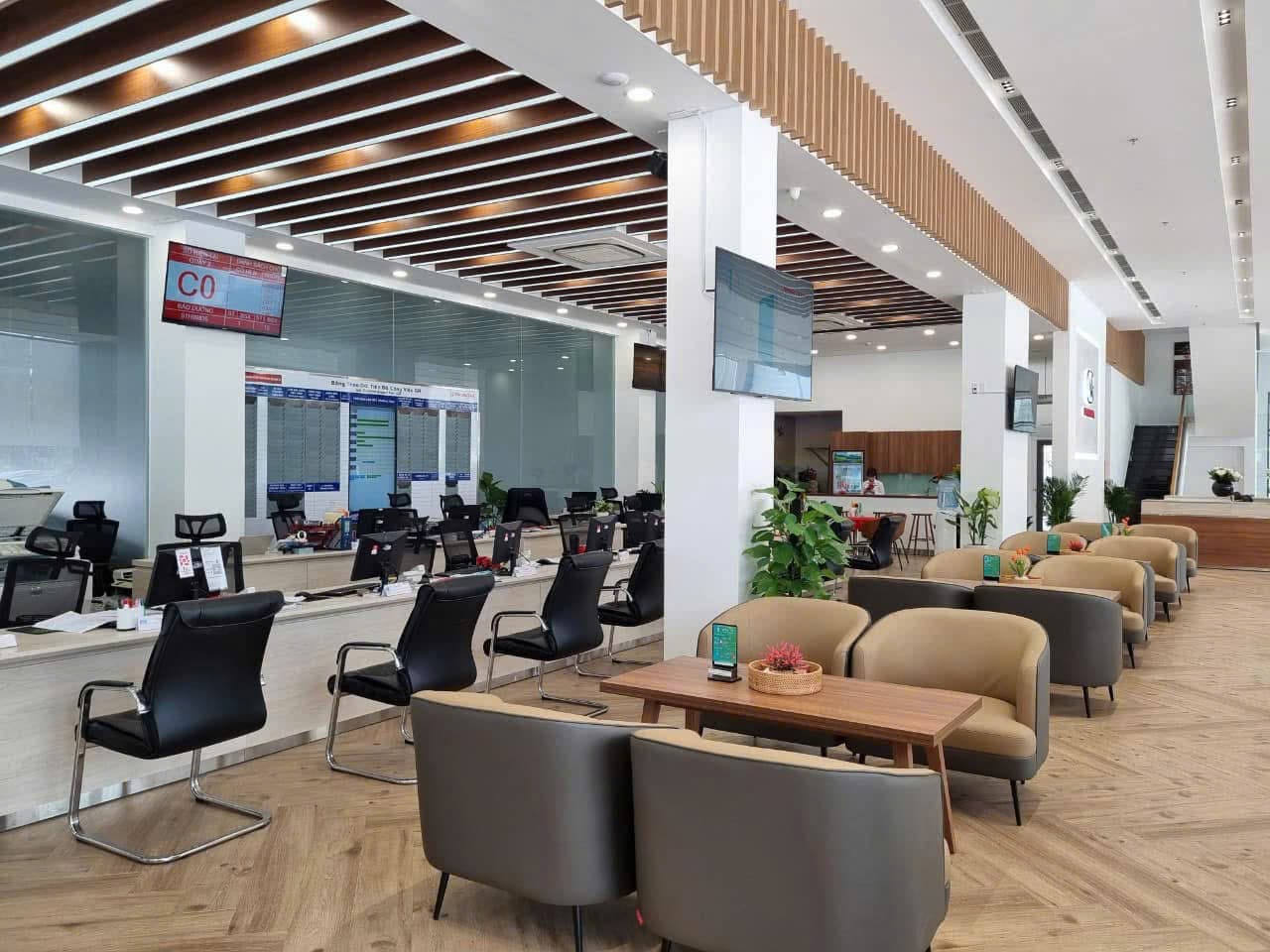 Show Room Ô Tô Quận 2